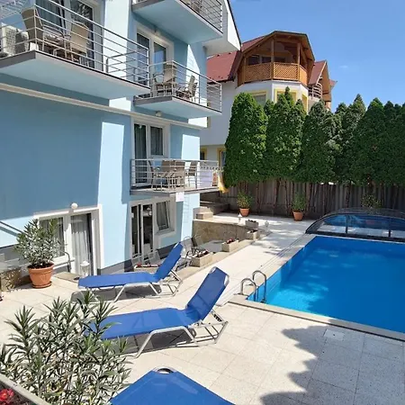 Blue Mediterran House Apartment